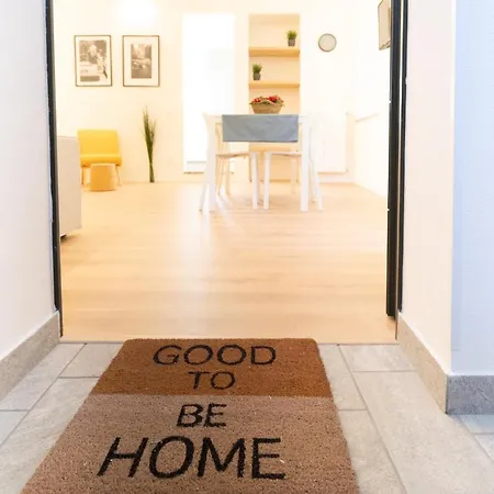 Apartamento By Rentallcomo Mezzegra